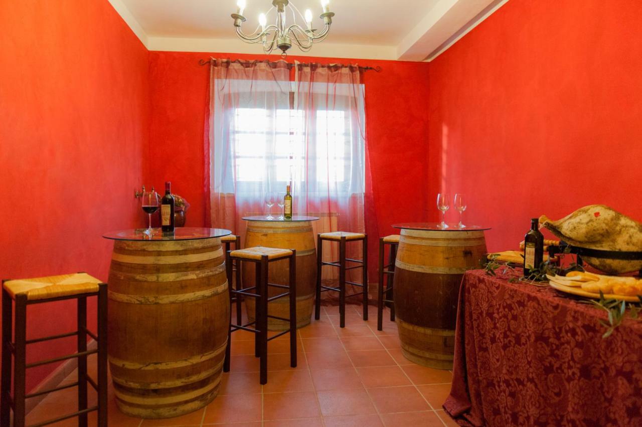 Agriturismo Wine Casale Villa Chiara Torgiano Bagian luar foto